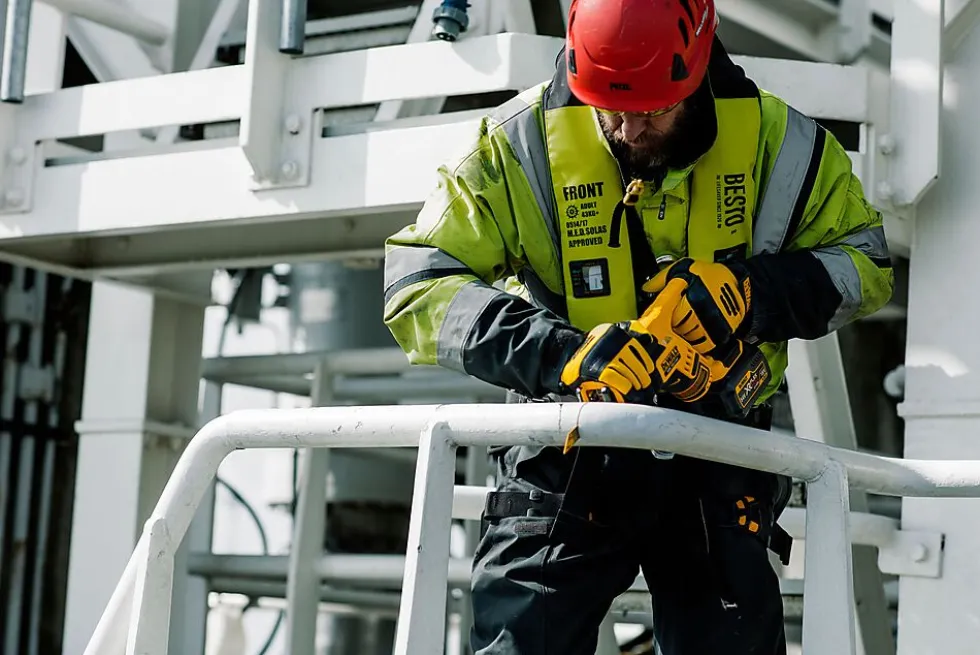 DeWalt bajonettsag 18 volt uten batteri og lader i TSTAK-koffert