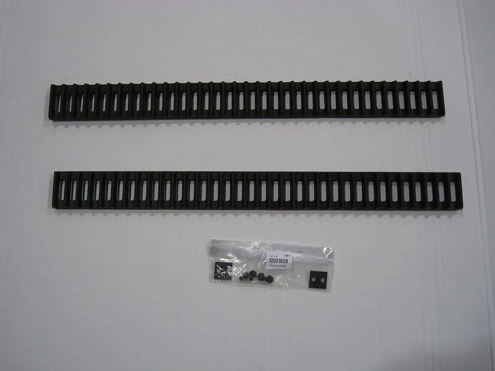 Gitter for peis side C400 65 mm sort 2 stk