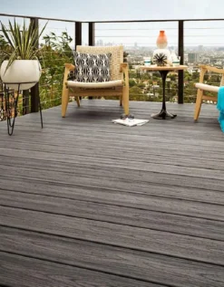 Kompositt terrassebord island mist med spor 25x140x4880 mm