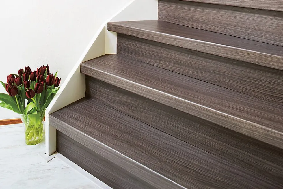 Lundbergs trappefornying Trend laminat mørk eik