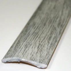 Nivålist nr. 6 aluminium eik lysgrå sk 1 meter