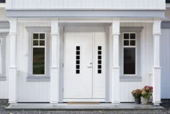 Sidefelt ytterdør Lillehammer med glass hvit 40x210 cm