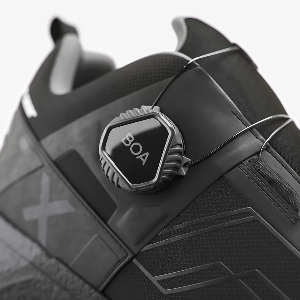 Sko bound tactical gtx low 48 solid gear