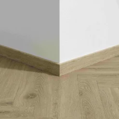 Sokkellist bloom light brown 2,4 m MDF
