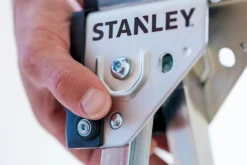 Stanley arbeidsbukk STST81337-1 metall á et par