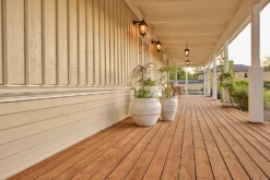Terrassebord furu Concise brun 28x120 mm